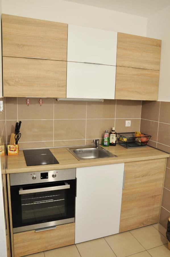 Apartman Six 兹拉蒂博尔 外观 照片